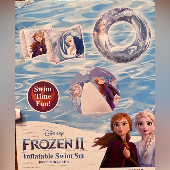 Disney Frozen II 3 Piece Vinyl Inflatable Floaties Swim Set - Ages 3+ - Picture 3 of 3